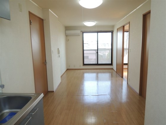 ファミーユＡ リビング