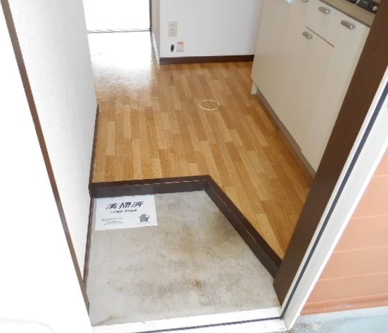 リバストン 玄関