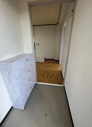 メゾン青葉台NO.6 玄関