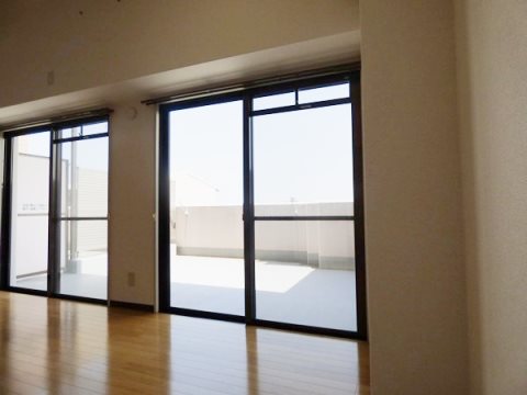 稲元ビル東伊場 リビング