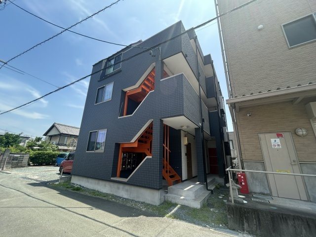 アーバン中央 301号室 外観