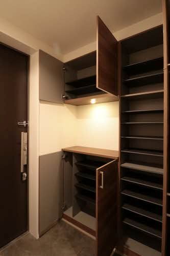 ヴィアソーレ 玄関