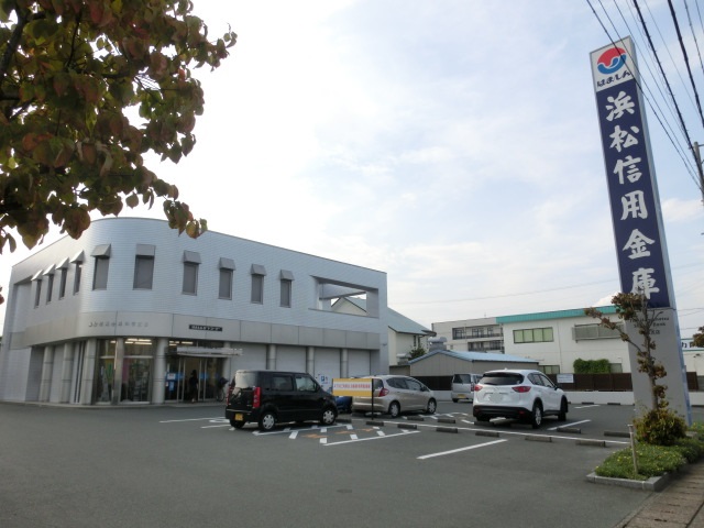 名塚町貸家 A 銀行