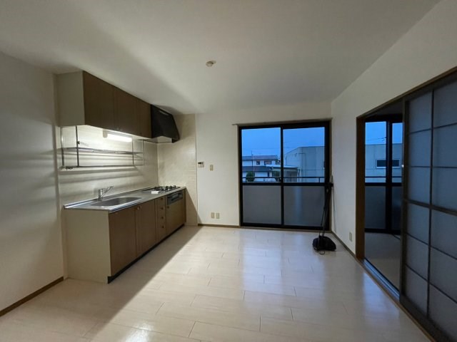 太田ハイカムール リビング