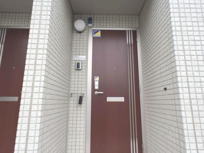 棒屋第８住吉ハイツ 玄関