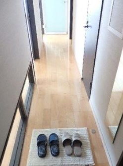 スマイルパークトダビル 玄関