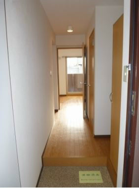 エルフィーネ 玄関