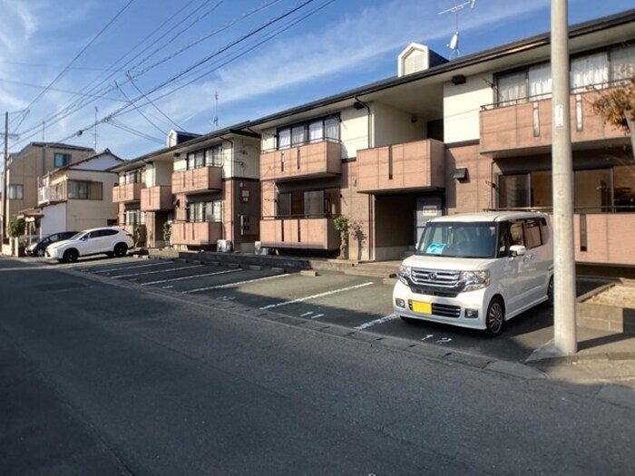 ビラ　ヤハタ　B　Ⅰ 駐車場