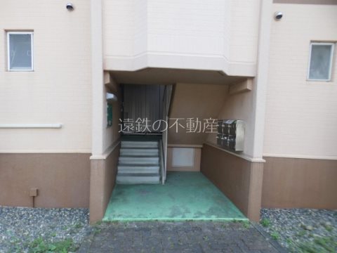 サンライズ本郷 エントランス