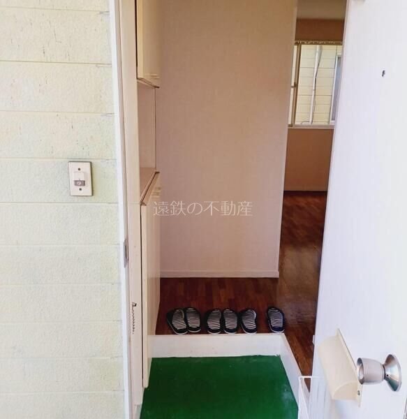 グリーンコートＣ 玄関