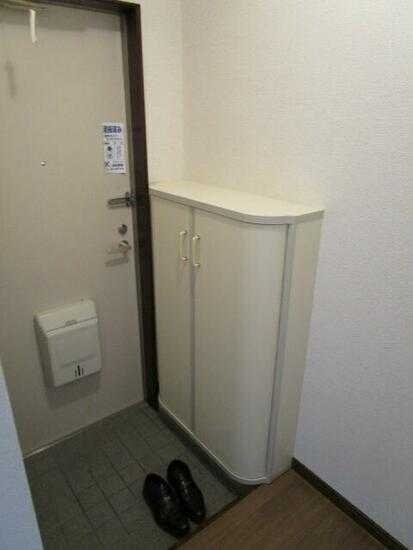 ビラセンダイ 玄関