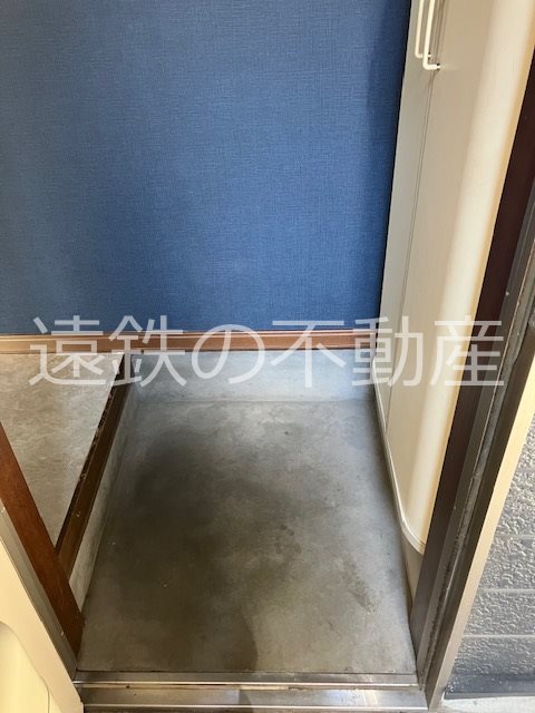 メゾンペガサス 玄関