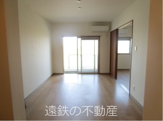 BELL　TREE初生 リビング
