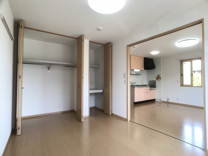 ロイヤルタウン染地台Ａ リビング