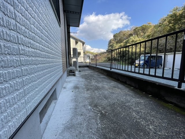 ミーテルーチェ村松 ベランダ