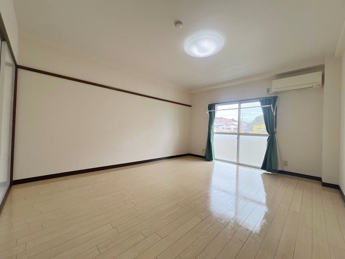 VILLAフィラメント リビング