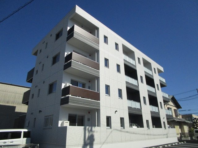 ル・リオン高丘北 301号室 外観