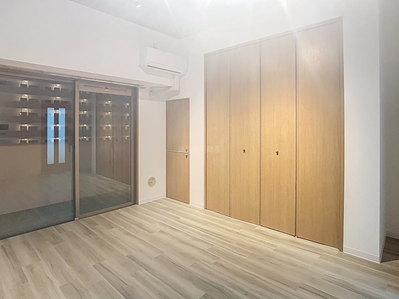 エストメンツ中央 リビング