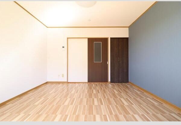 エスティーム　 リビング