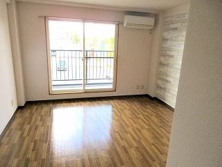 イエローハイツ佐鳴台 リビング