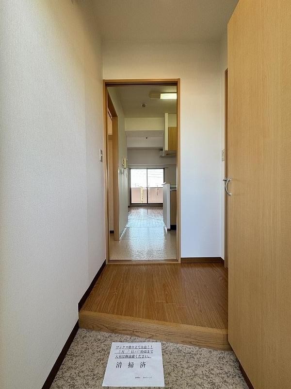 N.ハイヒルズ 玄関