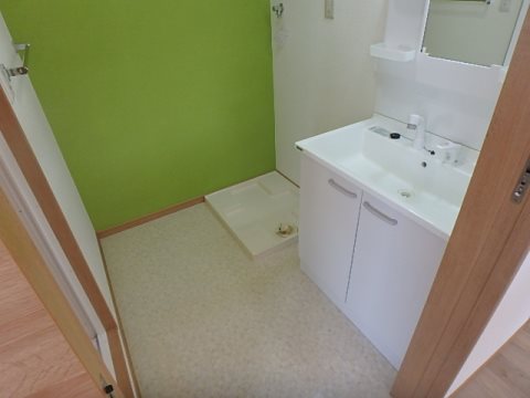 ウィンディア・アンドウ その他9