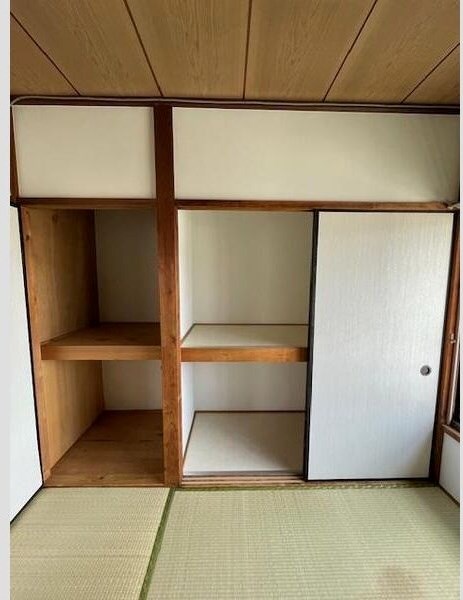 リバーサイドW 収納