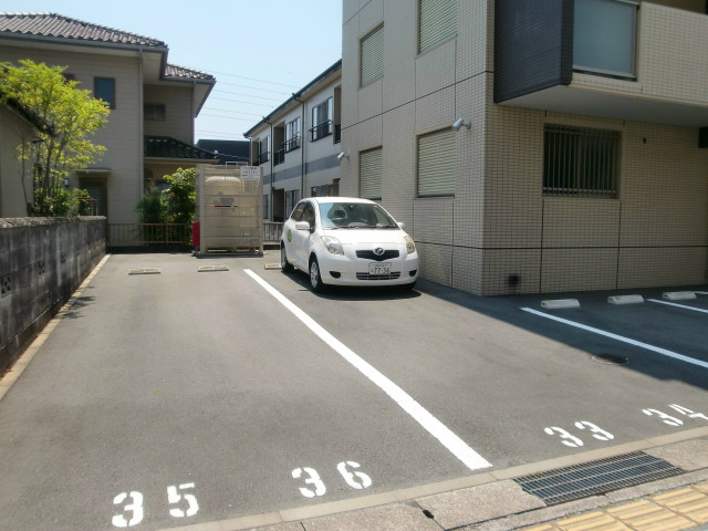 カシオペア 駐車場