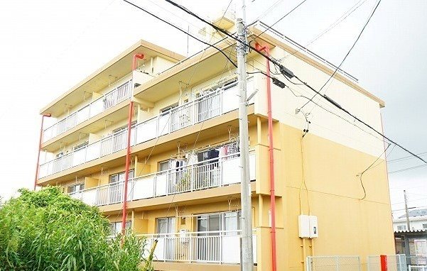 サンハイム幸 402号室 外観