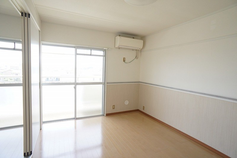 サンハイム幸 ベッドルーム