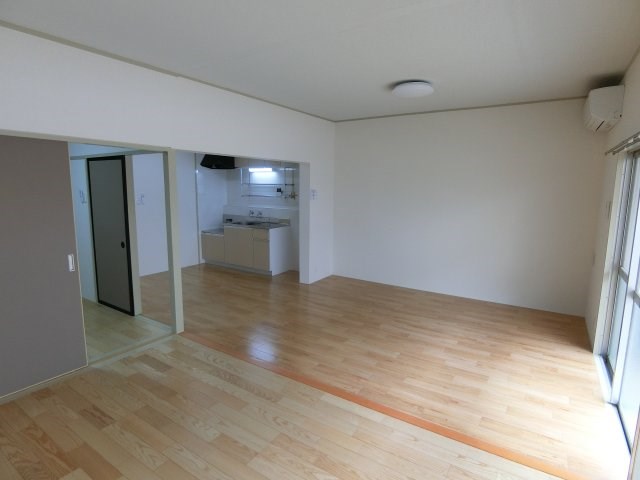 ルグラン嶋津 リビング