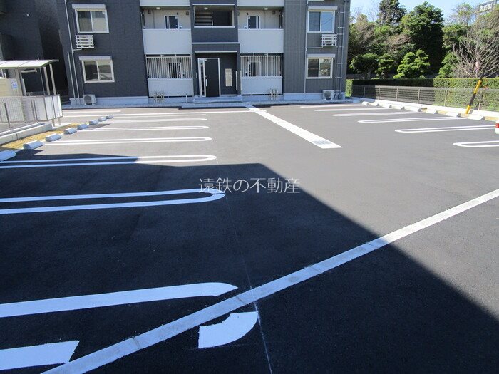 Pratique 駐車場