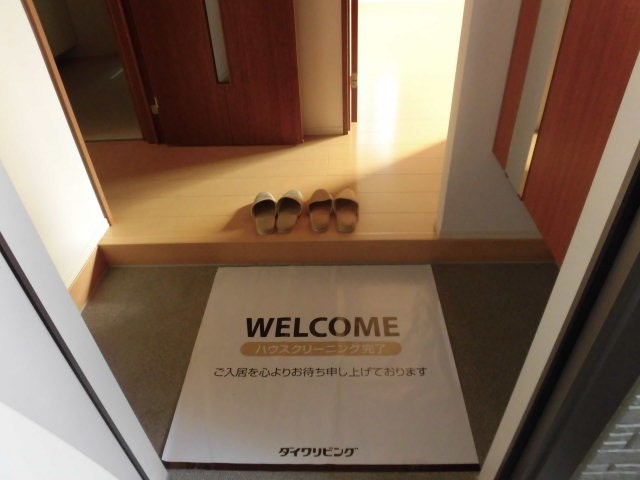 ポポラーレ 玄関