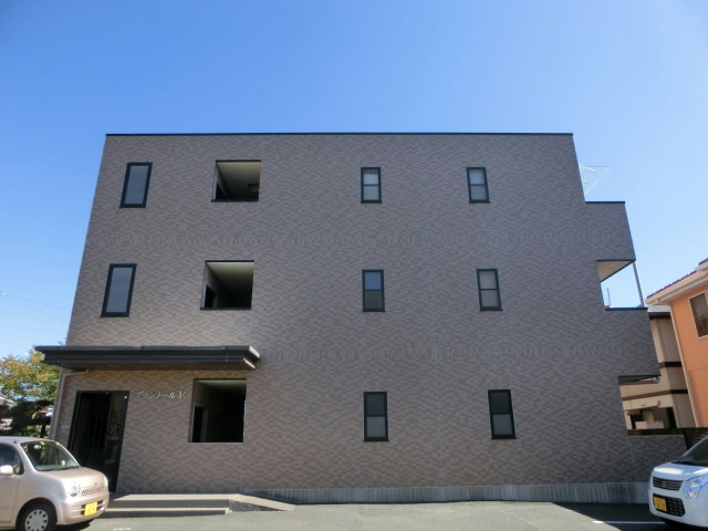 グランドールⅤ 202号室 外観