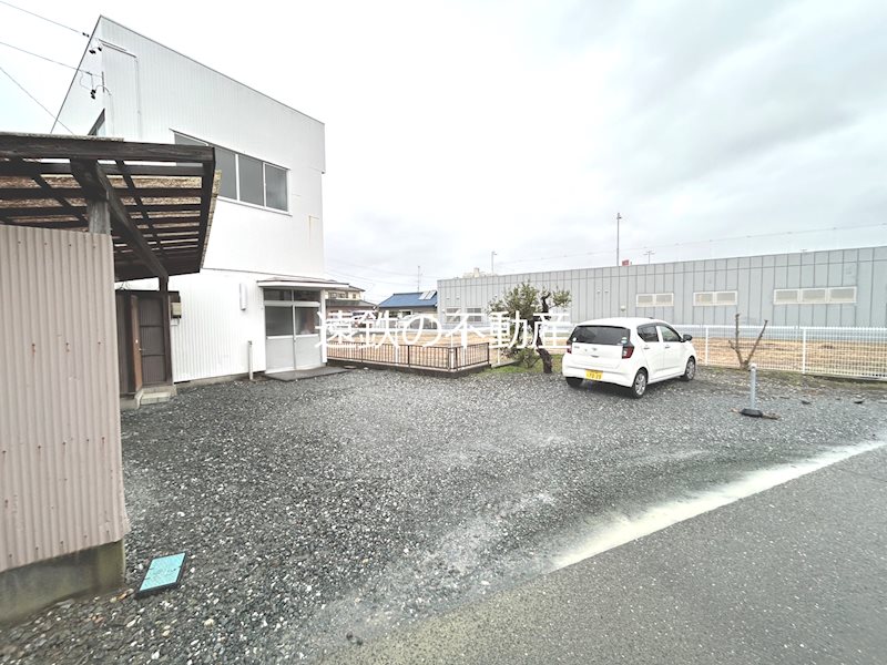 小林1373-1貸倉庫 駐車場