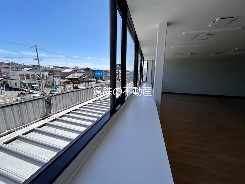 エンボー株式会社貸店舗 その他