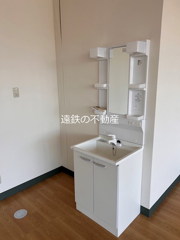 エンボー株式会社貸店舗 その他