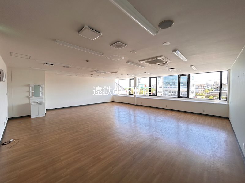エンボー株式会社貸店舗 その他