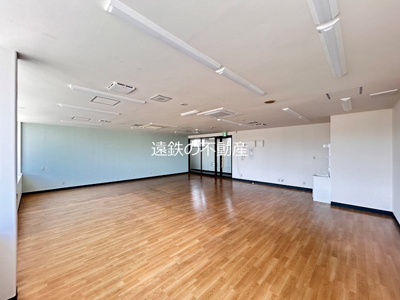 エンボー株式会社貸店舗 その他