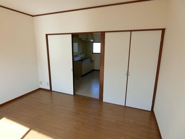 佐鳴ハイツ ベッドルーム