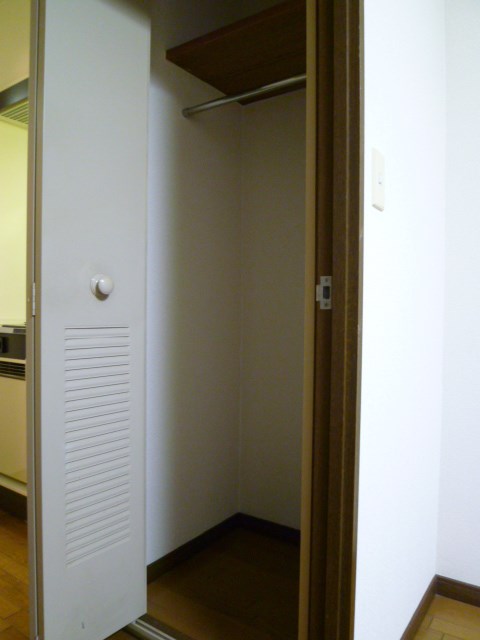 日興パレス浜松 収納