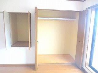 テラス鈴木 収納