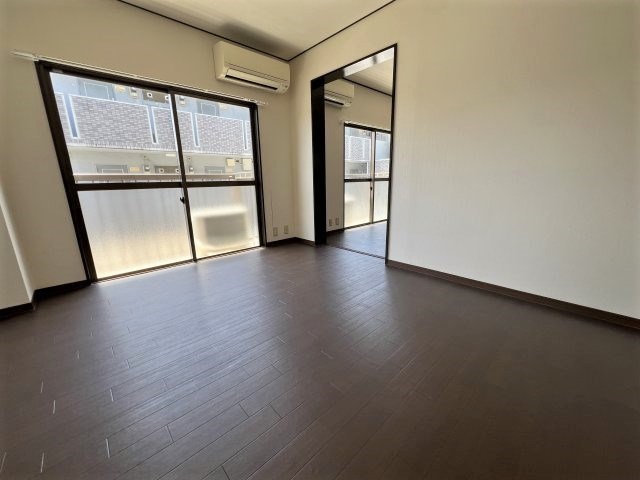 サンヨ高林 リビング