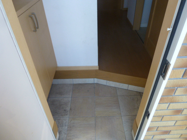 メゾン・ファミーユⅠ 玄関