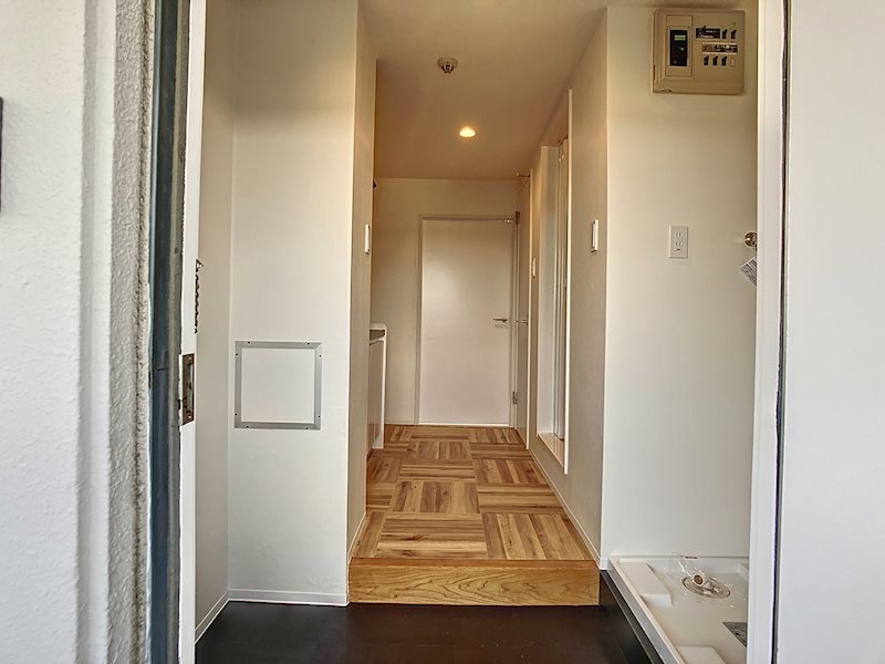 遠鉄ハイツ自校駅ビル 玄関