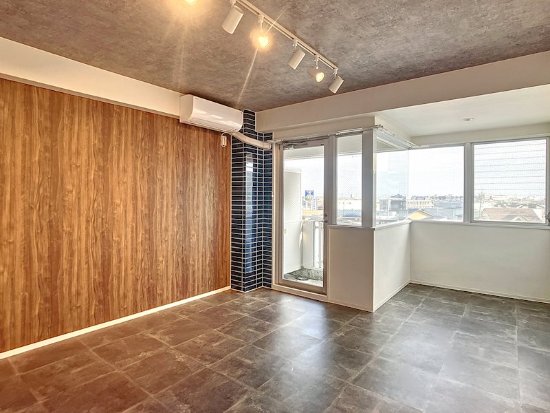 遠鉄ハイツ自校駅ビル リビング