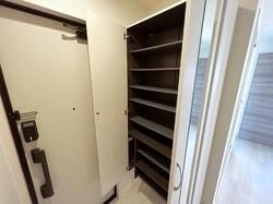 パストラル春岡　C棟 玄関