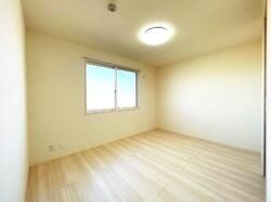 パストラル春岡　C棟 ベッドルーム