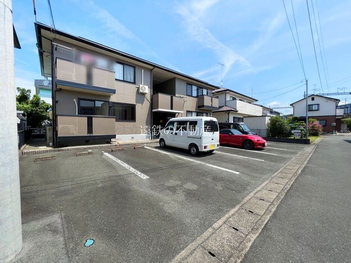 メルヴェイユ 駐車場