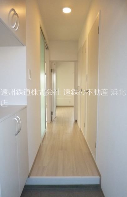 Raffine泉 玄関